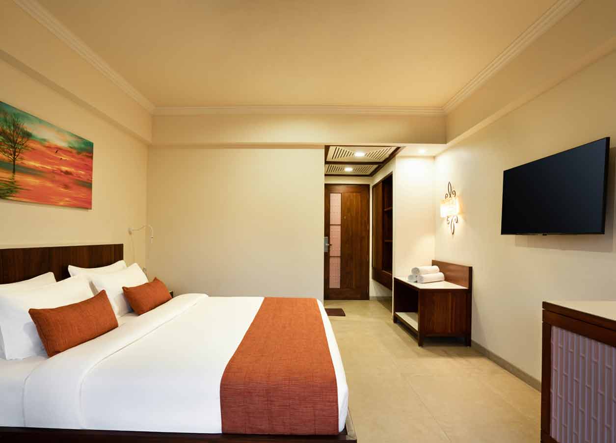 Whistling Woodzs Executive Room 2