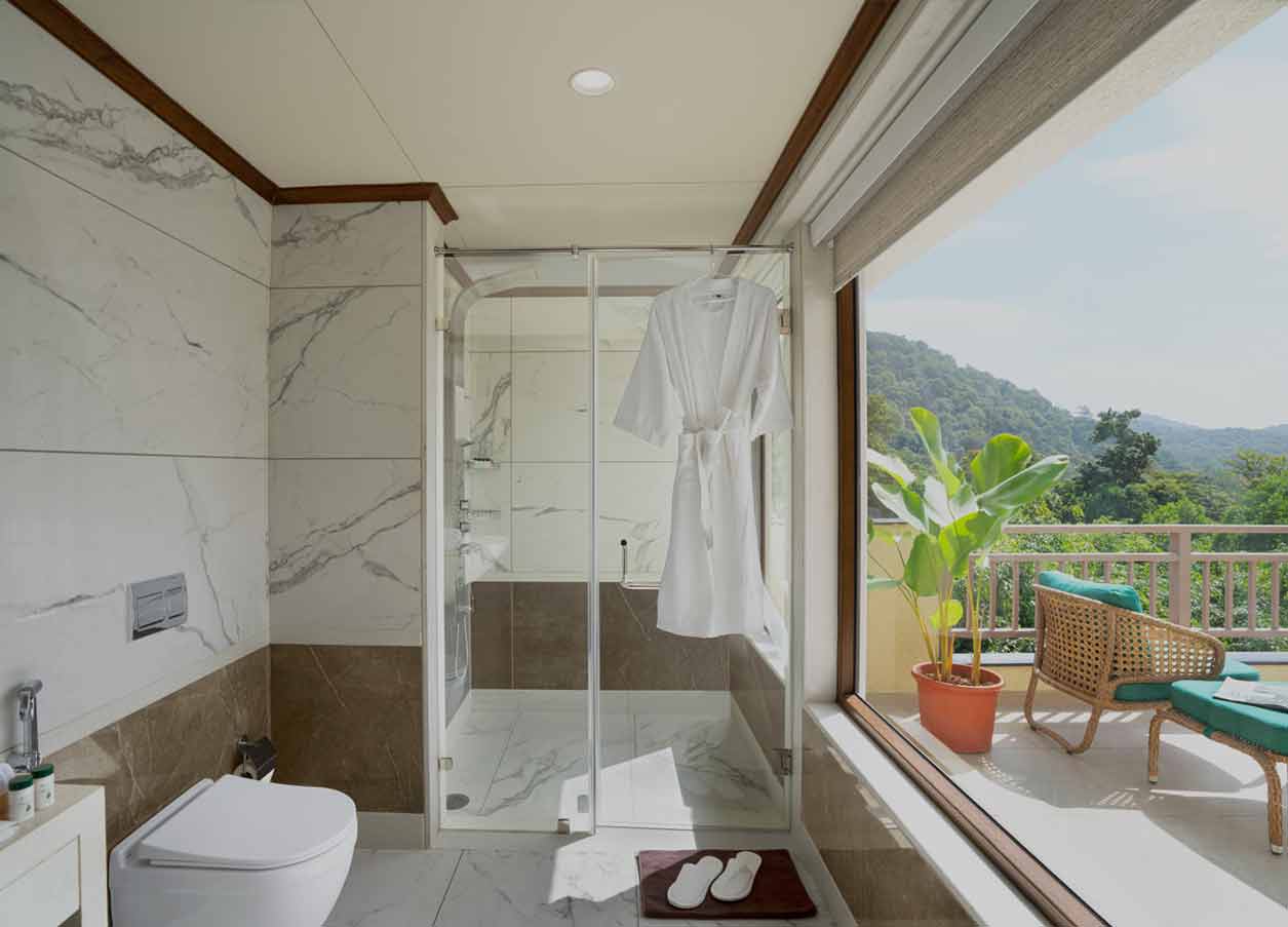 Whistling Woodzs Executive Suite 3