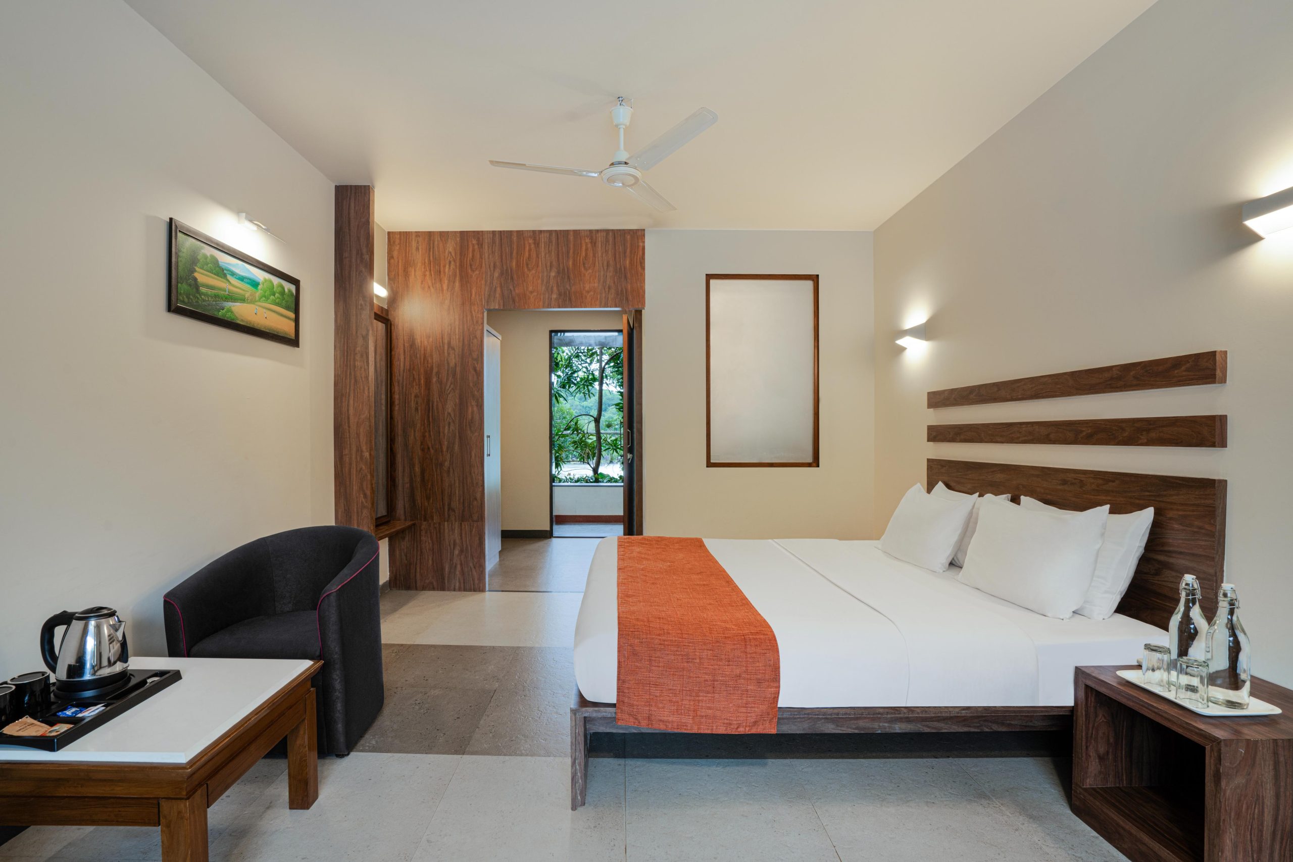 Riverside Room 2 scaled